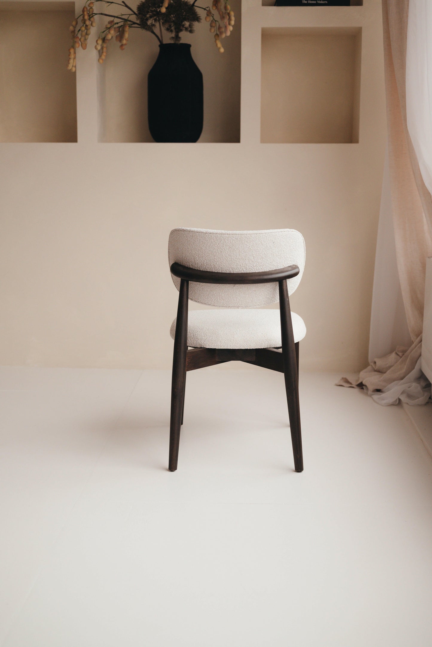 Eetkamerstoelen houten Eetkamerstoel in japandi stijl